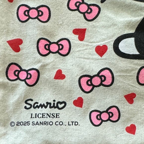 Sanrio Hello Kitty Beige Tote with Pink and Red Accents - Picture 5 of 6